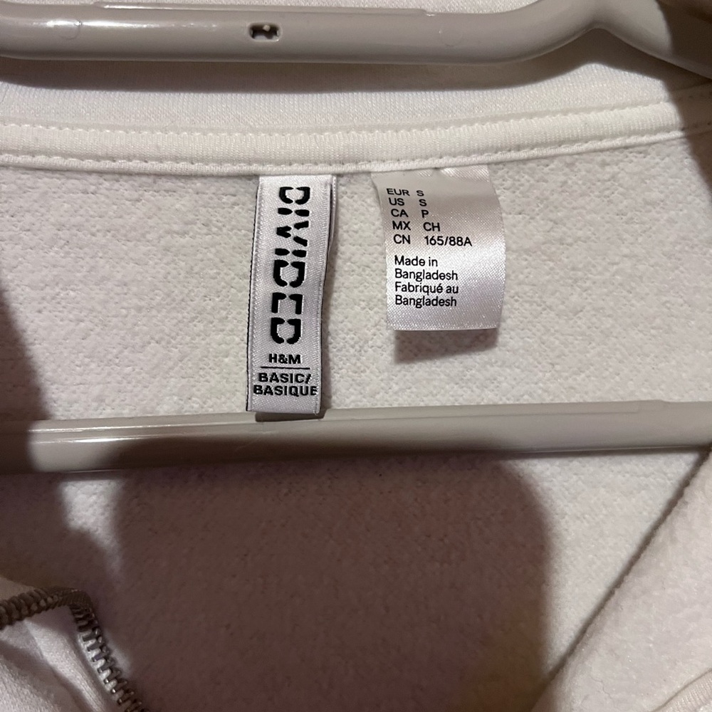 H&M White Crew Neck Sweater